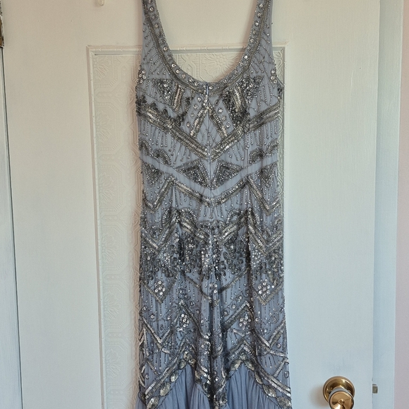 Stunning Downton Abbey Gown - Picture 2 of 12